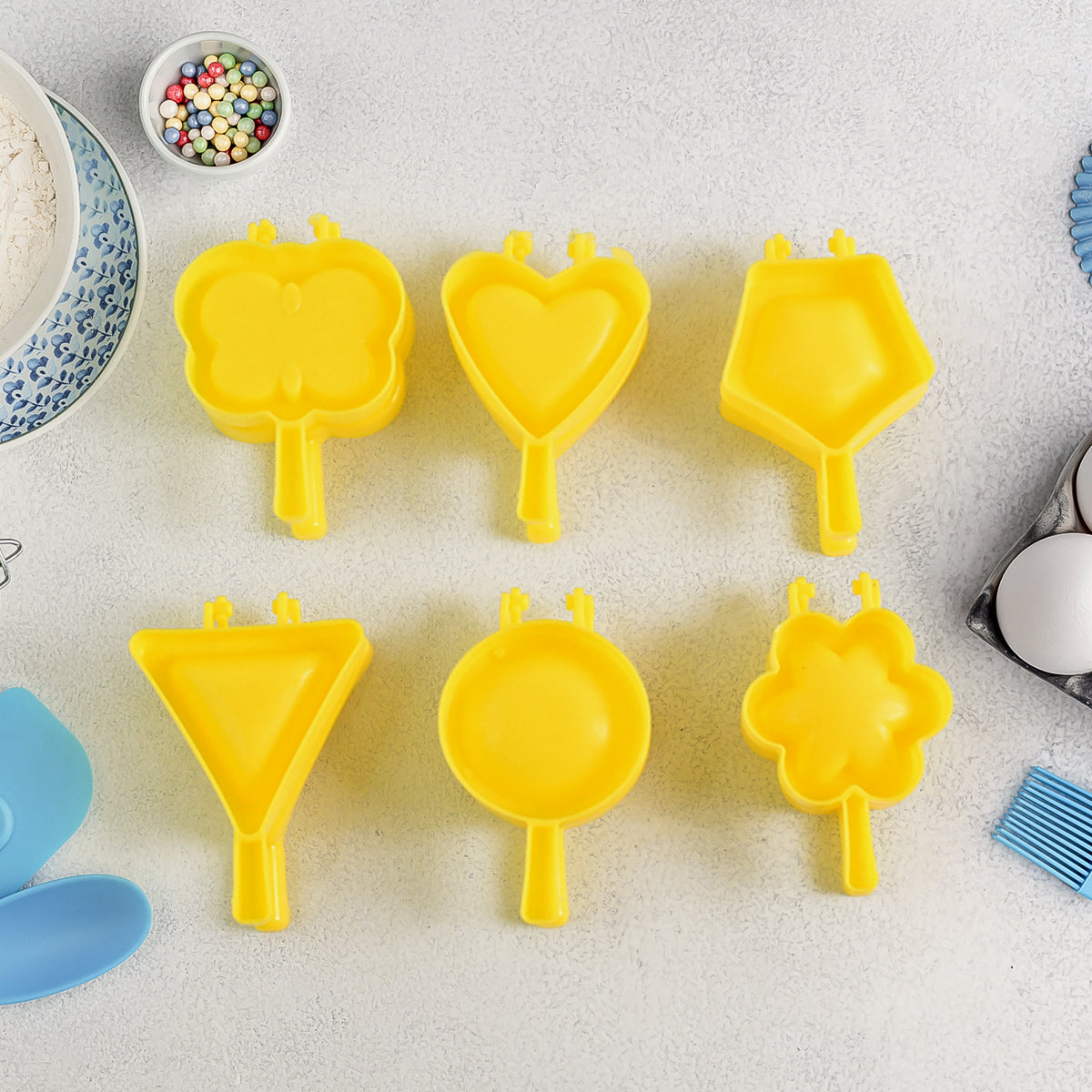 Plastic Cookie Cutter Mould Set (6 Pc)