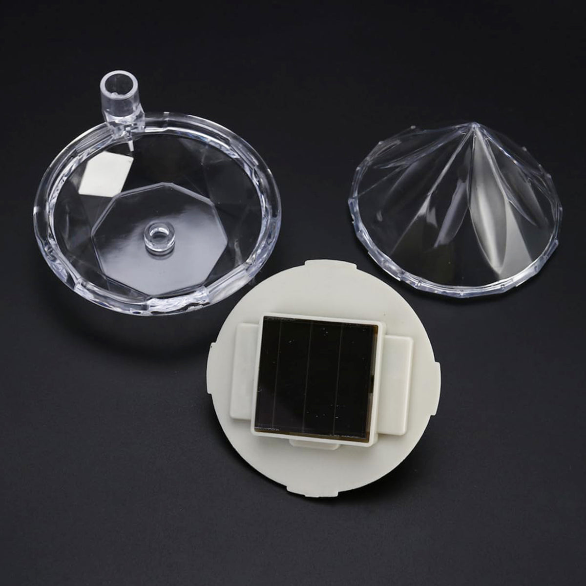 Diamond Shaped Solar Garden Lights (4 Pc)