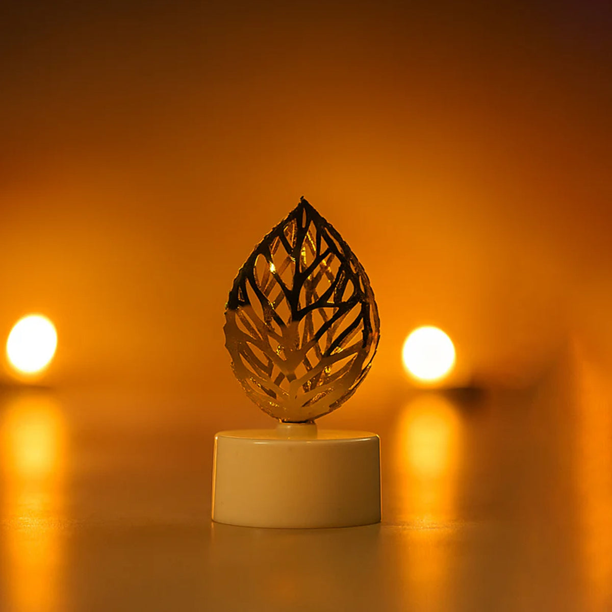 Decorative Golden Leaf Shaped Flameless Led Candles (4 Pc)