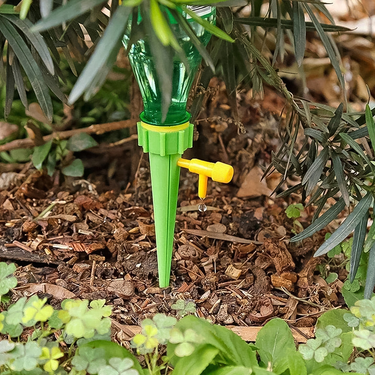 Green Plant Watering Spikes Self Watering Spikes (1 Pc)